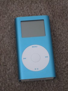 iPod mini 2G Blue - Front