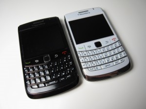 Blackberry Bold 9780 with its replaced enclosure